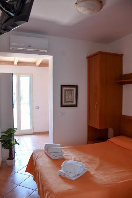 Vela Club Hotel & Appartamenti โรดิการ์กานิโก ภายนอก รูปภาพ