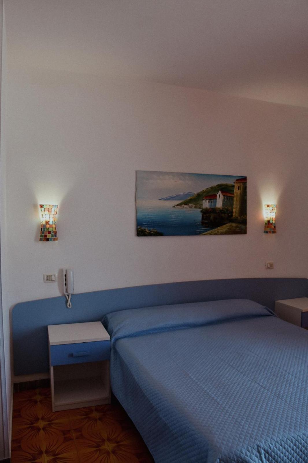 Vela Club Hotel & Appartamenti โรดิการ์กานิโก ภายนอก รูปภาพ